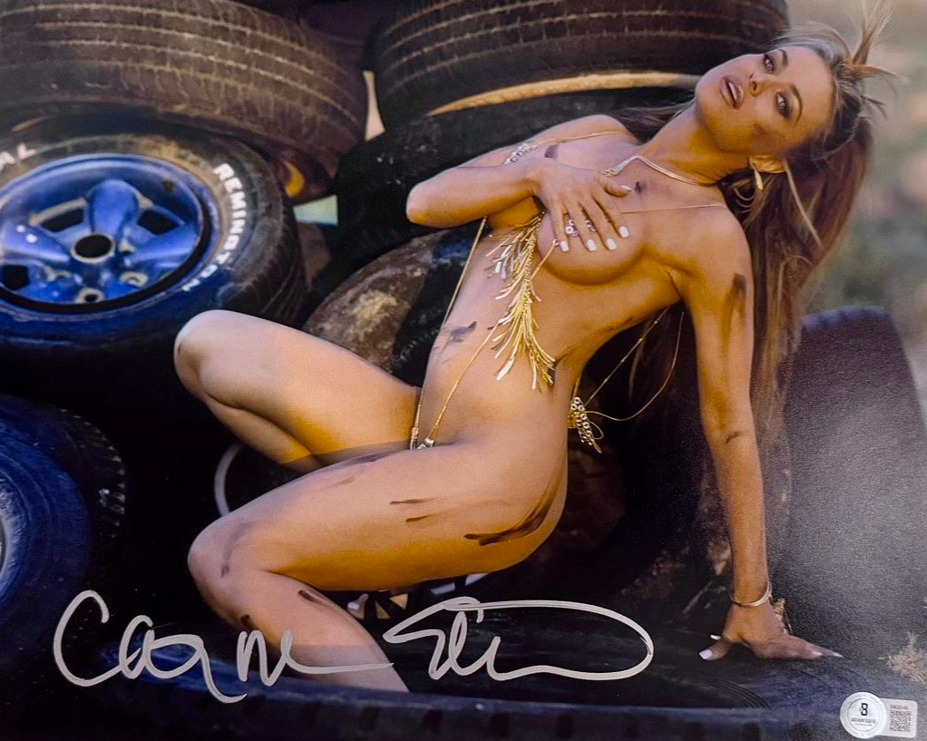 Carmen Electra Signed 11x14 Photo - Beckett COA #02